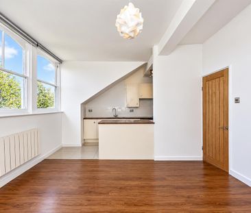 Highcroft Villas, Brighton - Photo 6