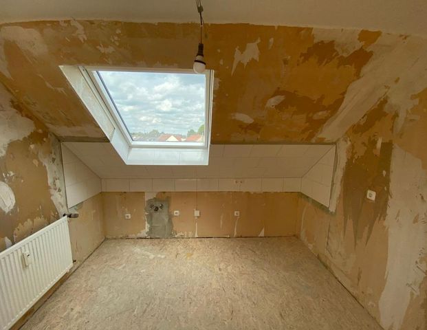 kleine gemütliche Dachgeschosswohnung ! - Photo 1