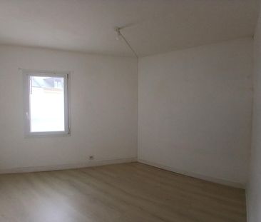 Location Appartement 3 pièces 64m² - Photo 3