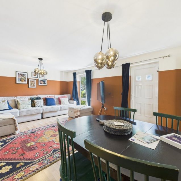 Trevelyan Court, Windsor, Berkshire,SL4 - Photo 1