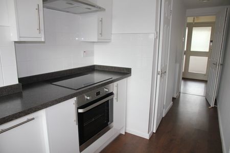 Room in a Shared House, Lichen Green, CV4 - Photo 5