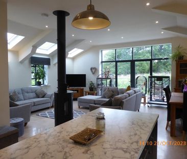 5 bedroom barn conversion to rent - Photo 2