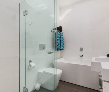 18 Ku-Ring-Gai Chase Road, Mount Colah NSW 2079 - House For Rent | ... - Photo 4