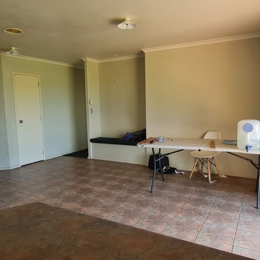 Spacious Rural Brick Home for Rent - Photo 1