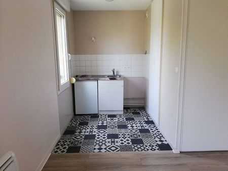 Location appartement 1 pièce 37.38 m² à Bourg-en-Bresse (01000) - Photo 3