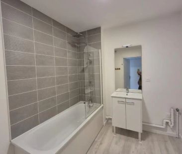 Appartement à louer 3 pièces 59.3m² - Photo 2