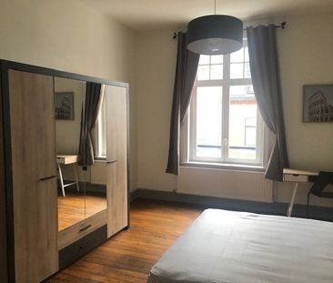 Location Appartement 2 pièces 76m² - Photo 1