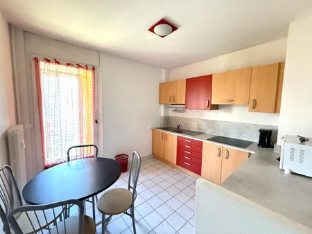 Location Appartement 2 pièces 43m² - Photo 3