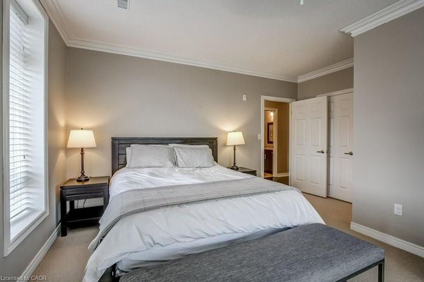 For Lease - 1980 Imperial Way Unit# 304, Burlington, Ontario - Photo 1