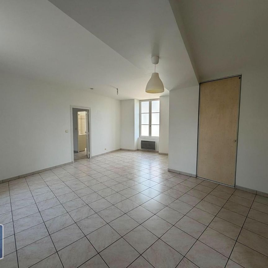 Location Appartement 2 pièces 56m² POITIERS 86000 - Photo 1