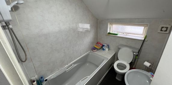 Claude Road, CARDIFF - Photo 2