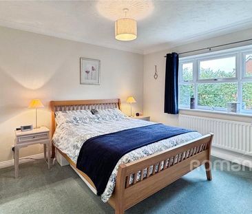 4 bedroom detached house to rent - Photo 5