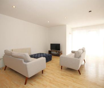 4 bedroom house to rent - Photo 2