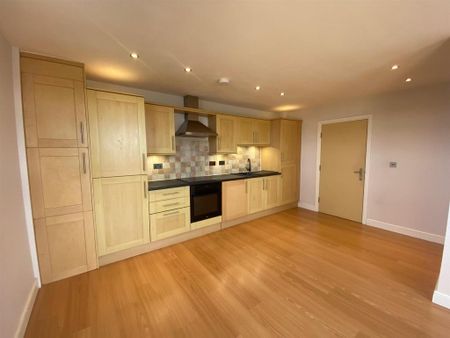 2 bedroom apartment to rent - Photo 4