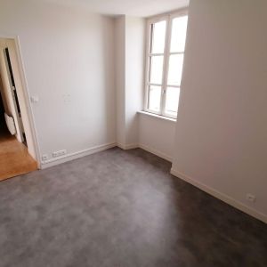A LOUER- PLEIN CENTRE DE VERN SUR SEICHE- RENNES METROPOLE- Appartement de type 2 de 42,04m² ha... - Photo 2