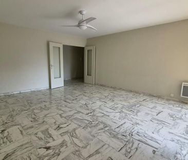 Location Appartement 3 pièces 87m² ANTIBES 06600 - Photo 4