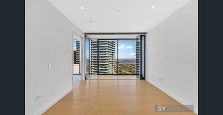 Luxury 1-Bedroom Apartment with Stunning Water Views + Parking - Photo 4