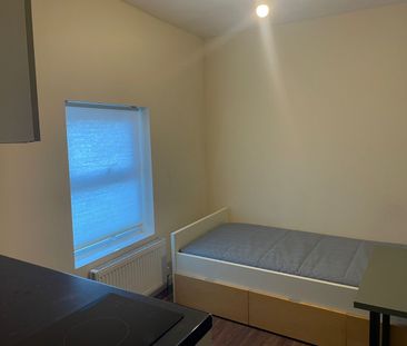Studio Flat, Stroud Green Road, N4 - Photo 5