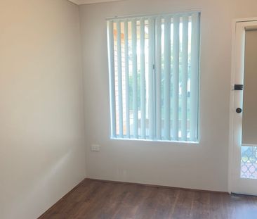 Ideal 2-Bedroom Apartment in the Heart of St Marys - Photo 5