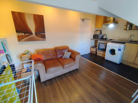 1 bedroom flat to rent - Photo 4