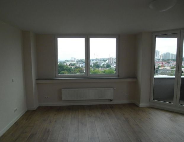 SKYLINE-BLICK- TOP- 4 Zimmer Wohnung - Foto 1