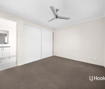 The Perfect Blend of Space, Comfort and Location! APPLICATIONS NOW ... - Photo 4