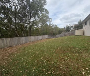 Perfectly Sized Home For The Family - Photo 5
