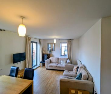 St Christophers Court, Marina, Swansea, SA1 1UD - Photo 4