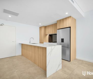 Beautiful 2 Bedroom Apartment - Fantastic Location! - Photo 3