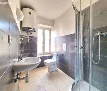 Pronájem bytu 2+kk 40 m² - Fotografie 2