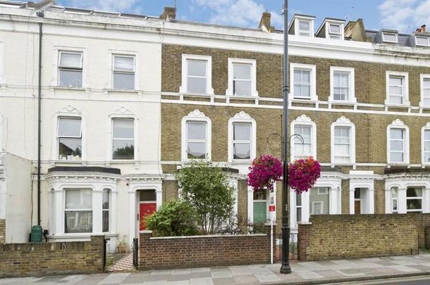 2 bedroom flat to rent - Photo 1