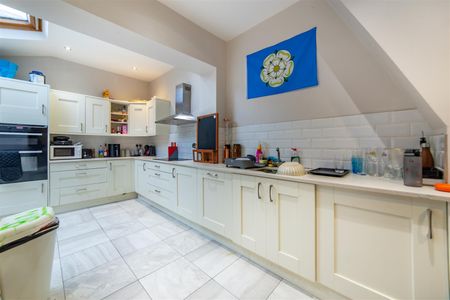 6 bed terraced house to rent in Devonshire Place, Jesmond, NE2 - Photo 5