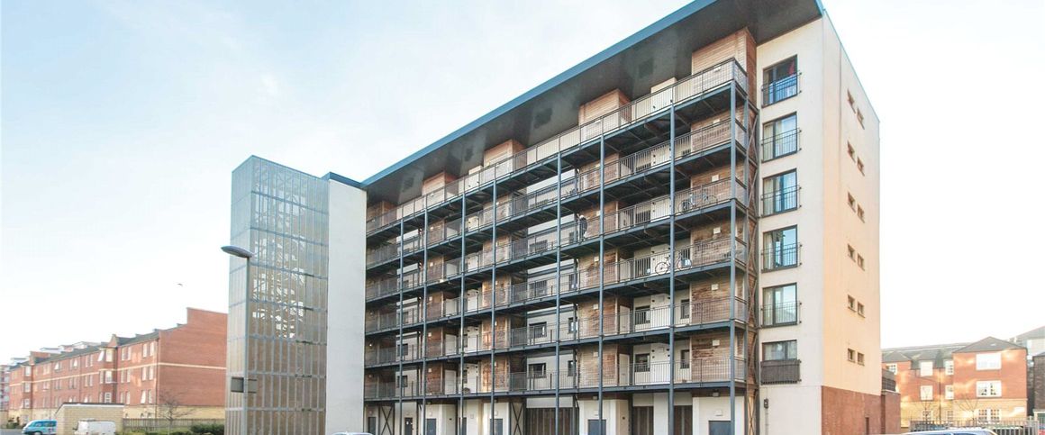 2 bedroom apartment to rent - Photo 1