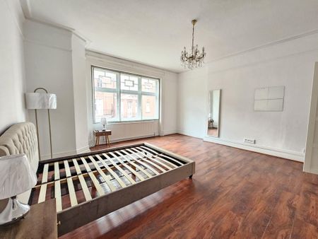 4 bedroom flat to rent - Photo 5
