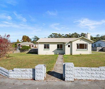 Family Home in Railton - Photo 1