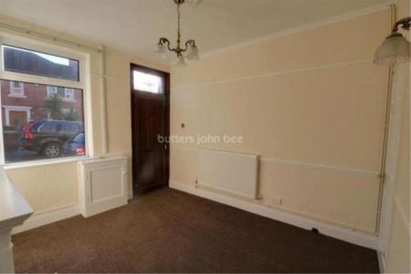 Dundee Street, Stoke-on-trent - Photo 2