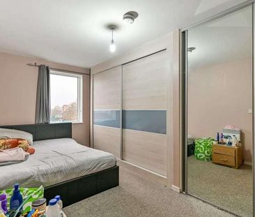 London Road, Isleworth, TW7 - Photo 4