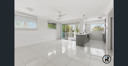 Modern & Convenient Living in Yeerongpilly 🏡 - Photo 2