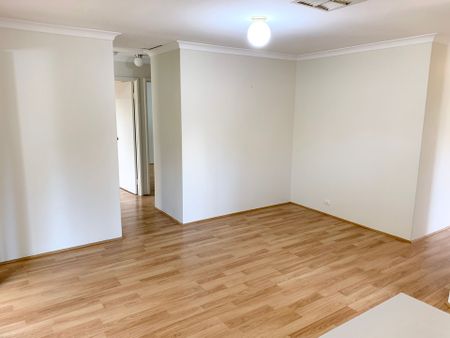 Great Location Home!!! @$700 Per Week - Photo 2