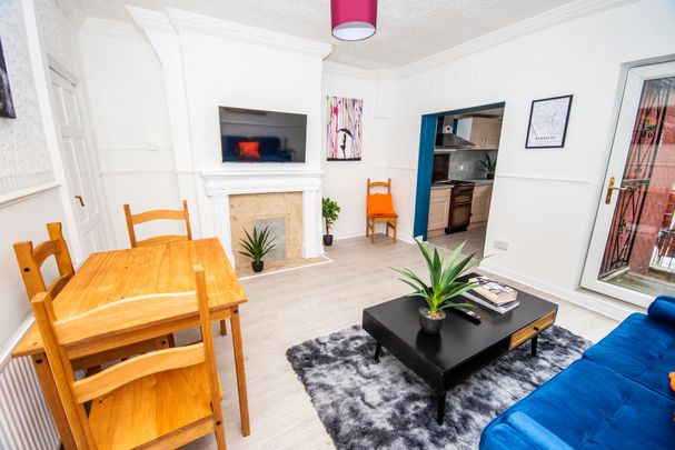 S70, Barnsley - Photo 1