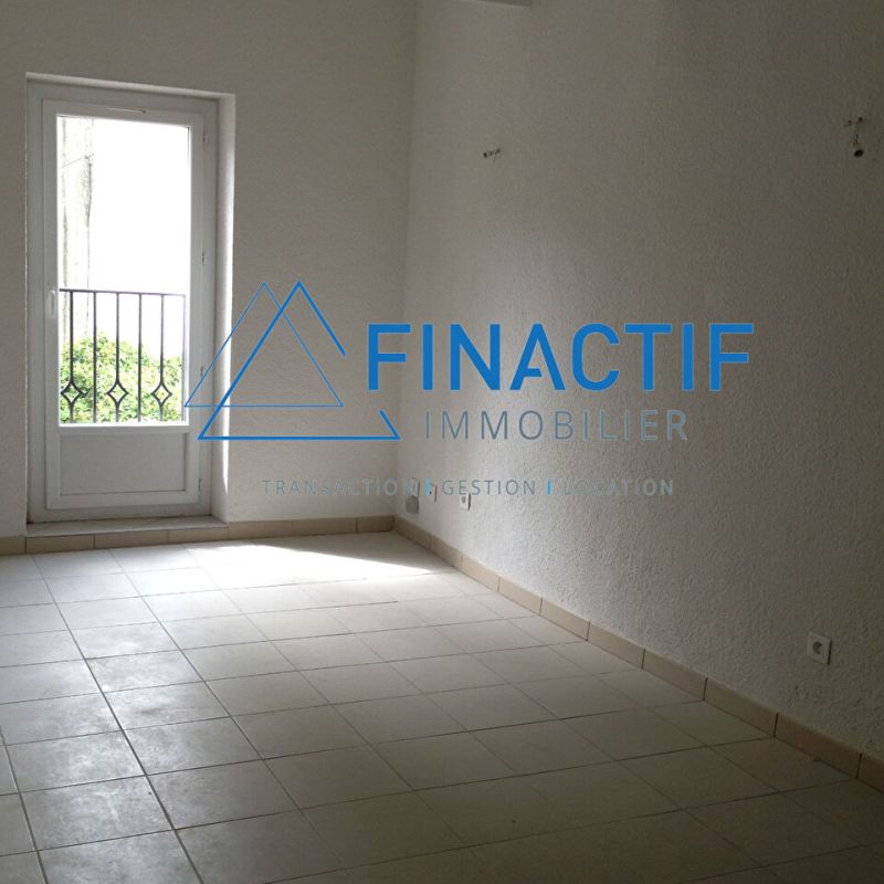 APPARTEMENT RENOVE EGUILLES - 2 pièce(s) - 33 m2 - Photo 1