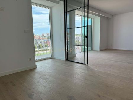 Rua Bombeiros Voluntários do Barreiro, Barreiro, Portugal, Gaifar, Setúbal Municipality 2830-832 - Photo 4