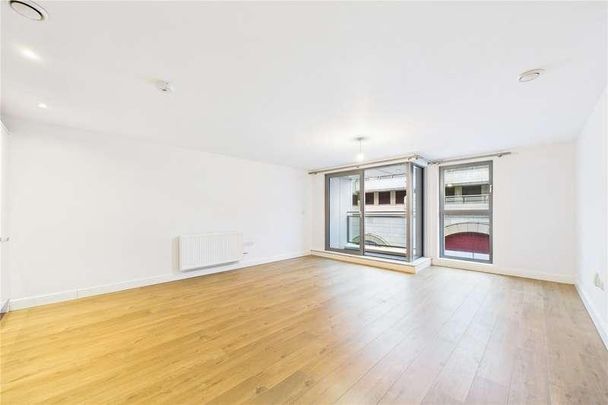 Cromwell Road, Redhill, Surrey, RH1 - Photo 1