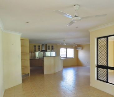 64 Honeyeater Circuit, Douglas - Photo 1