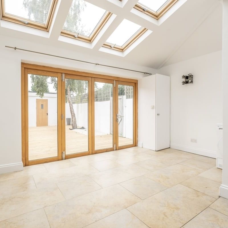 3 bedroom end of terrace house to rent - Photo 1