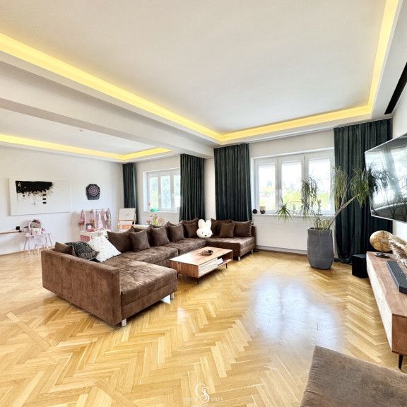 Exklusive 4,5-Zimmer-Wohnung mit 156 m² Wohnfläche, Garten, Terrasse, Garage und hochwertiger Ausstattung - Photo 1