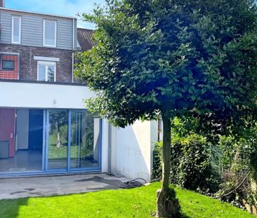 Location Maison 6 pièces 125 m2 à Wasquehal - Photo 2