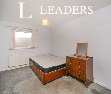 2 bedroom flat to rent Henley Court, Henley Road, Kemptown, Brighton - Photo 1
