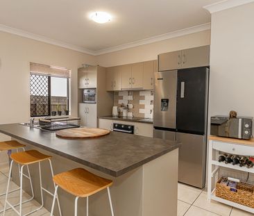 8A Shark Court, Mount Louisa - Photo 3