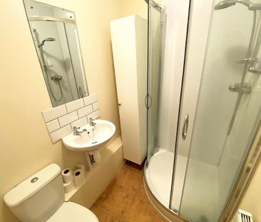 6 bedroom property to rent - Photo 5